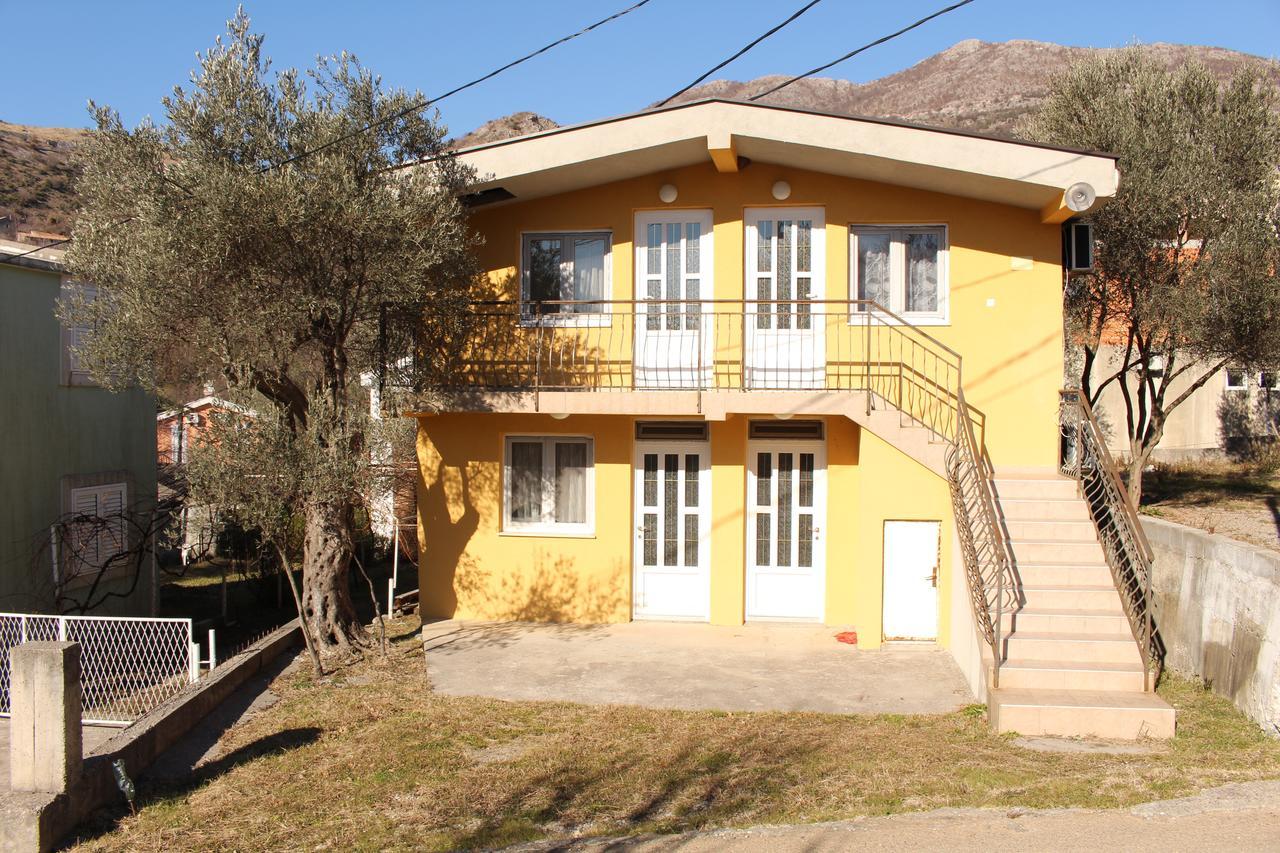Apartments Todorovic Petrovac Exterior foto